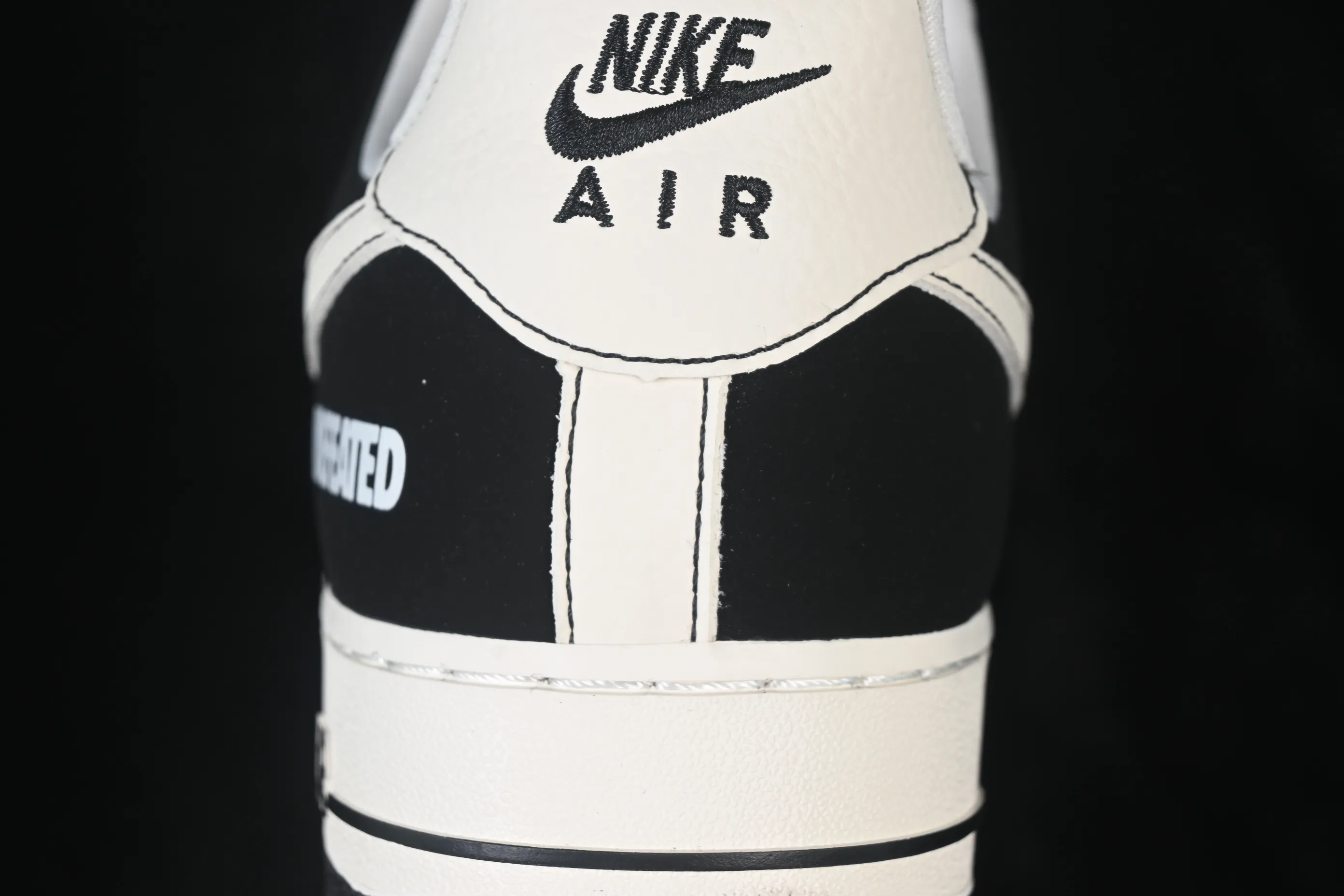 All categories Nk Air Force 1 Air Force series Nk Air Force 1 Low Air Force low-top Nike Air Force 1'07 Low black and white Air Force 1 low-top casual sneakers DW8806-004